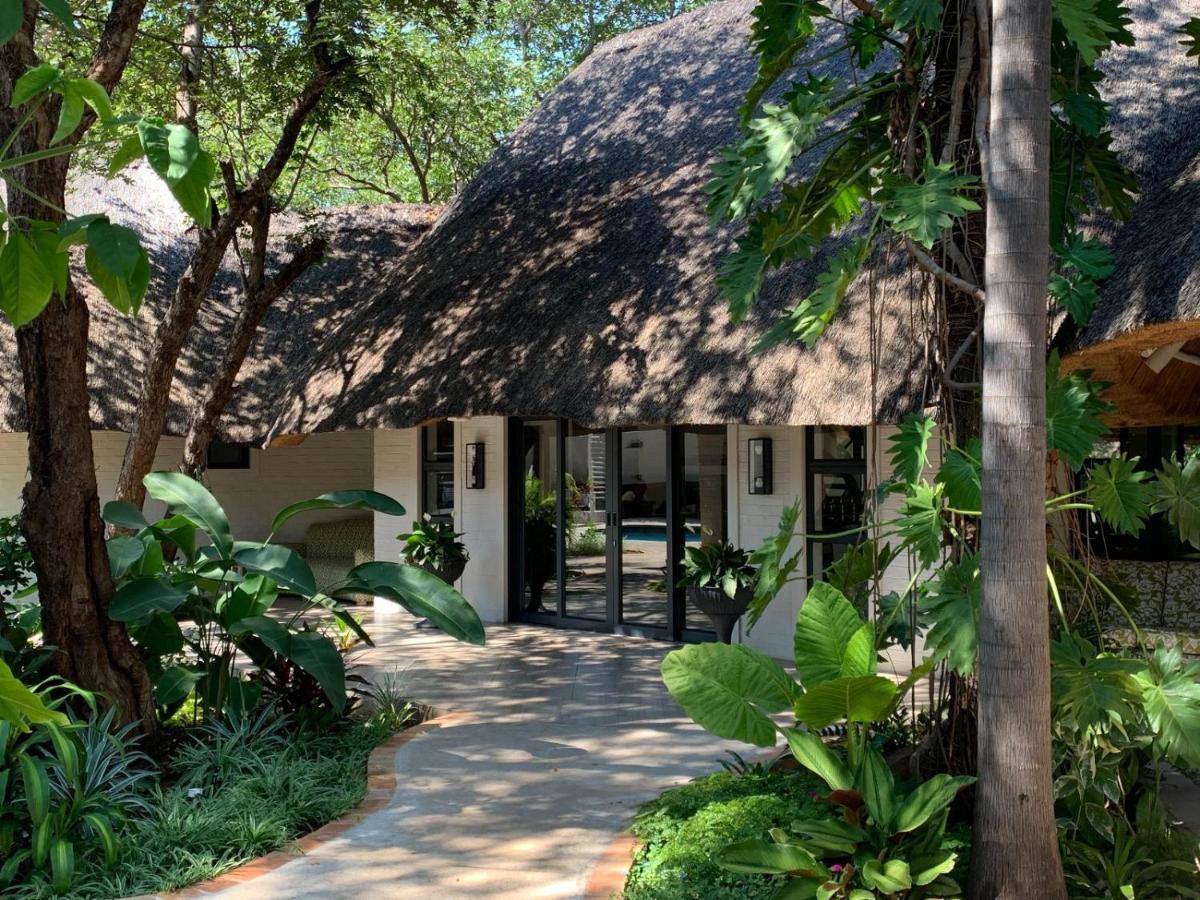 Pamarah Lodge วิกตอเรียฟอลส์ ภายนอก รูปภาพ