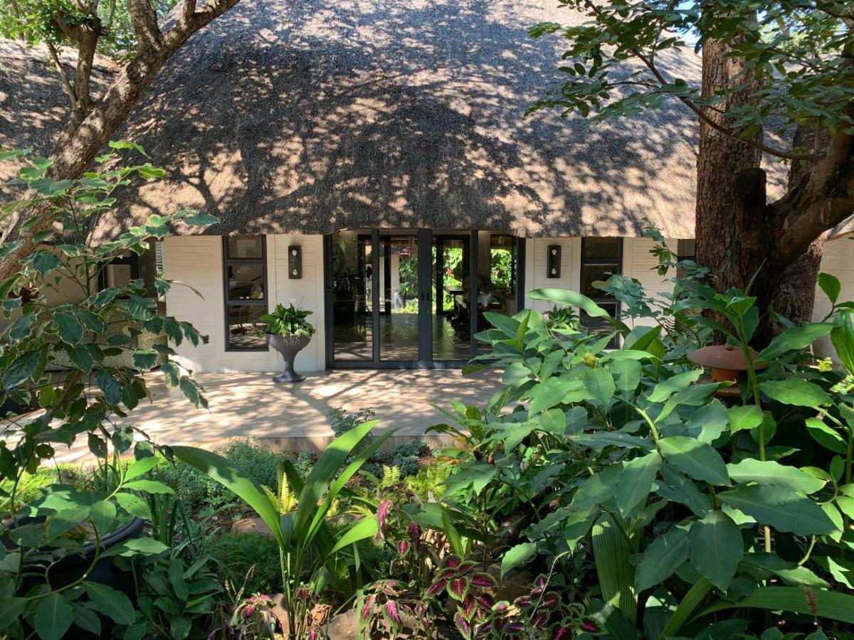 Pamarah Lodge วิกตอเรียฟอลส์ ภายนอก รูปภาพ